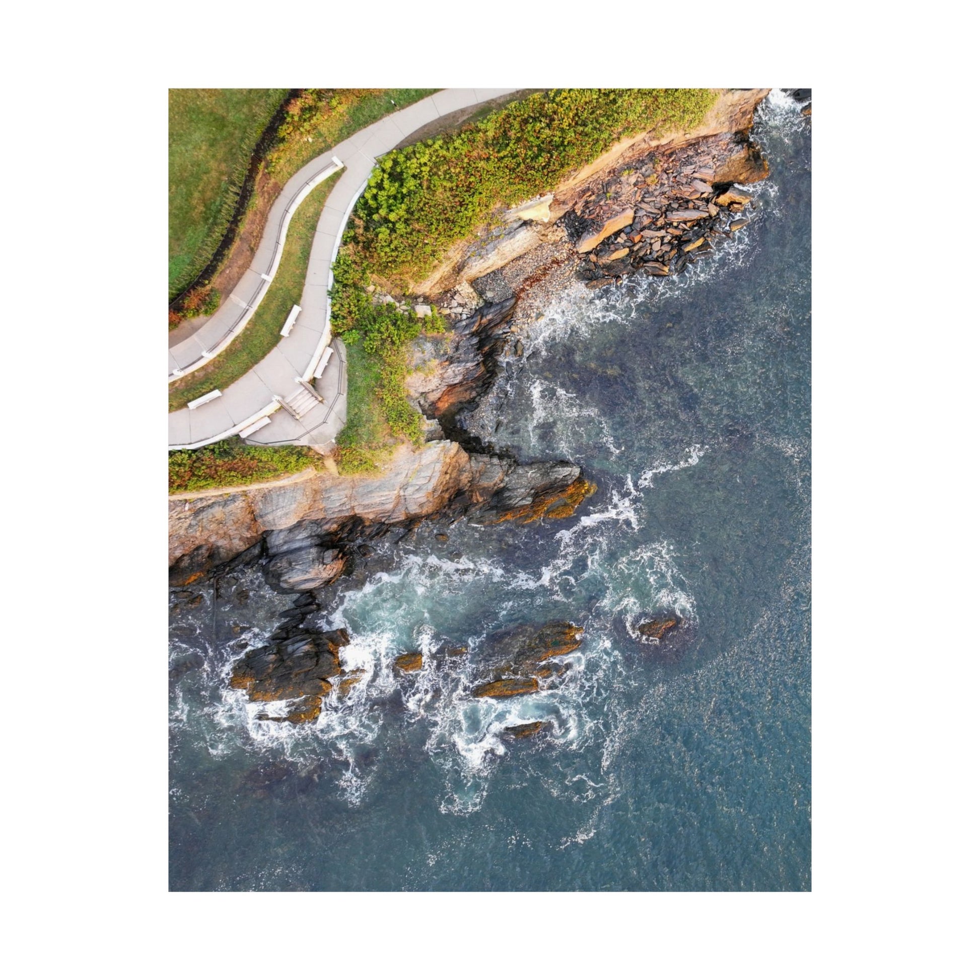 The Breakers Shoreline | Newport, RI