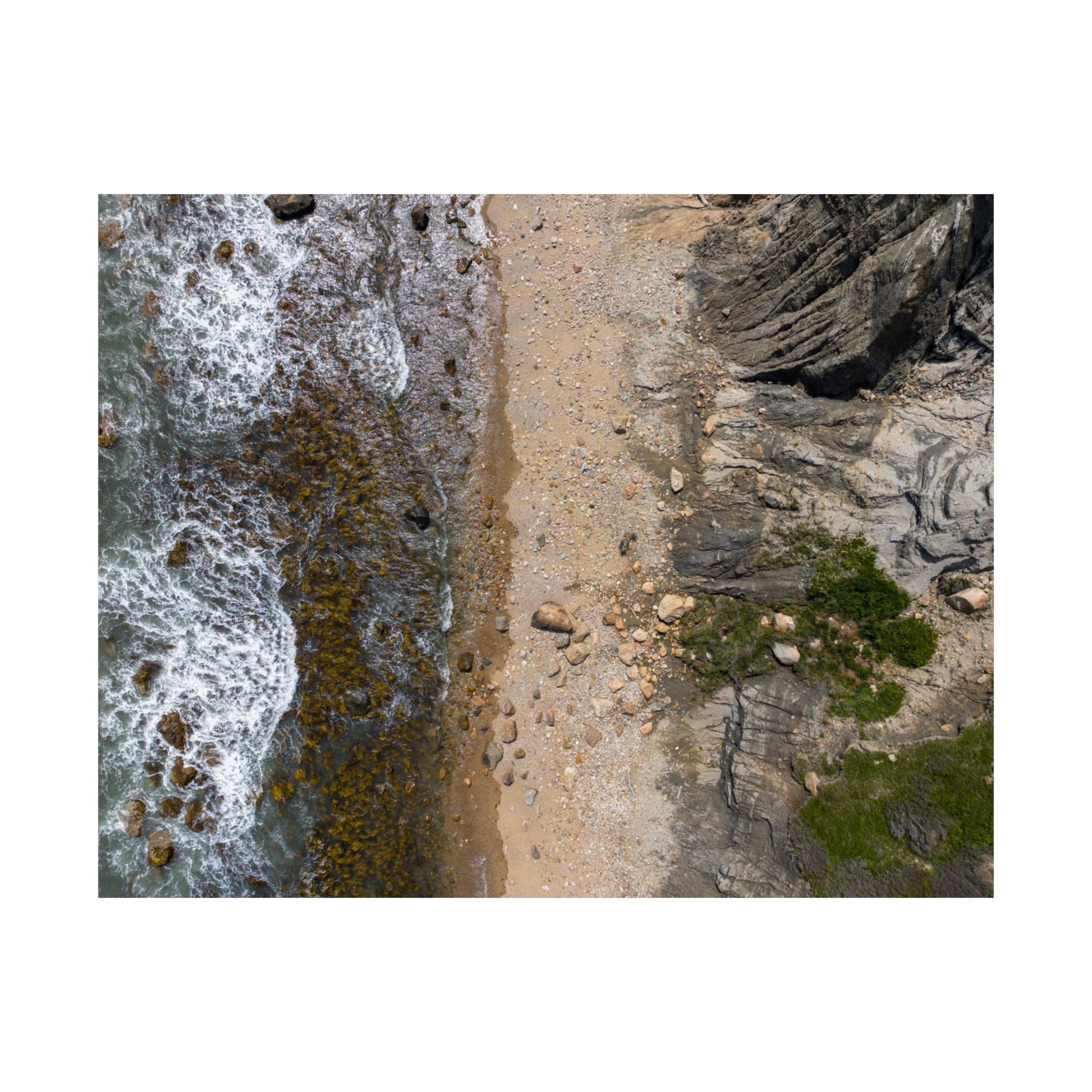 Mohegan Bluffs Shoreline | Block Island, RI